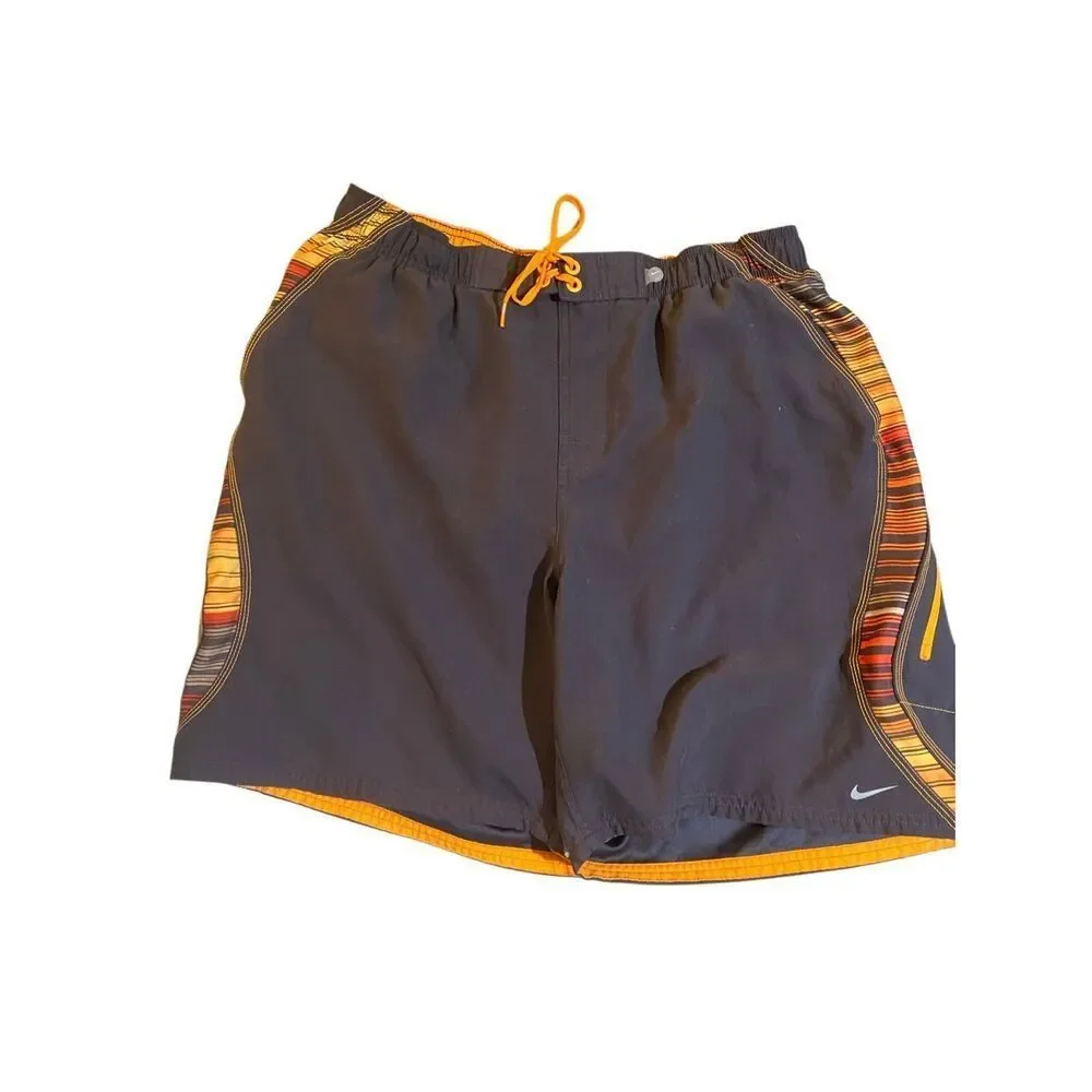 Nike men’s swim trunks, gray striped tie, front board shorts XL